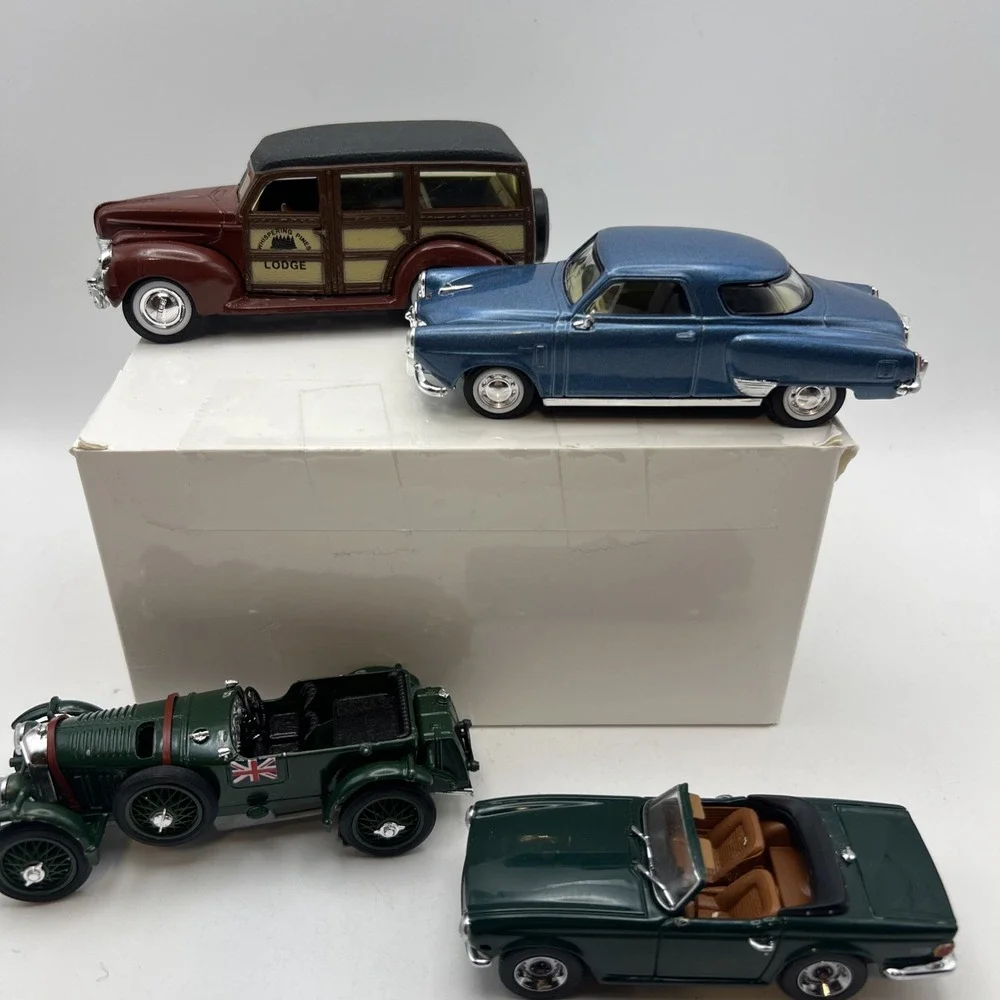 Vtg. 1/43 Diecast Car Lot Brumm Bentley DetailCars Triumph Studebaker Ertl Ford